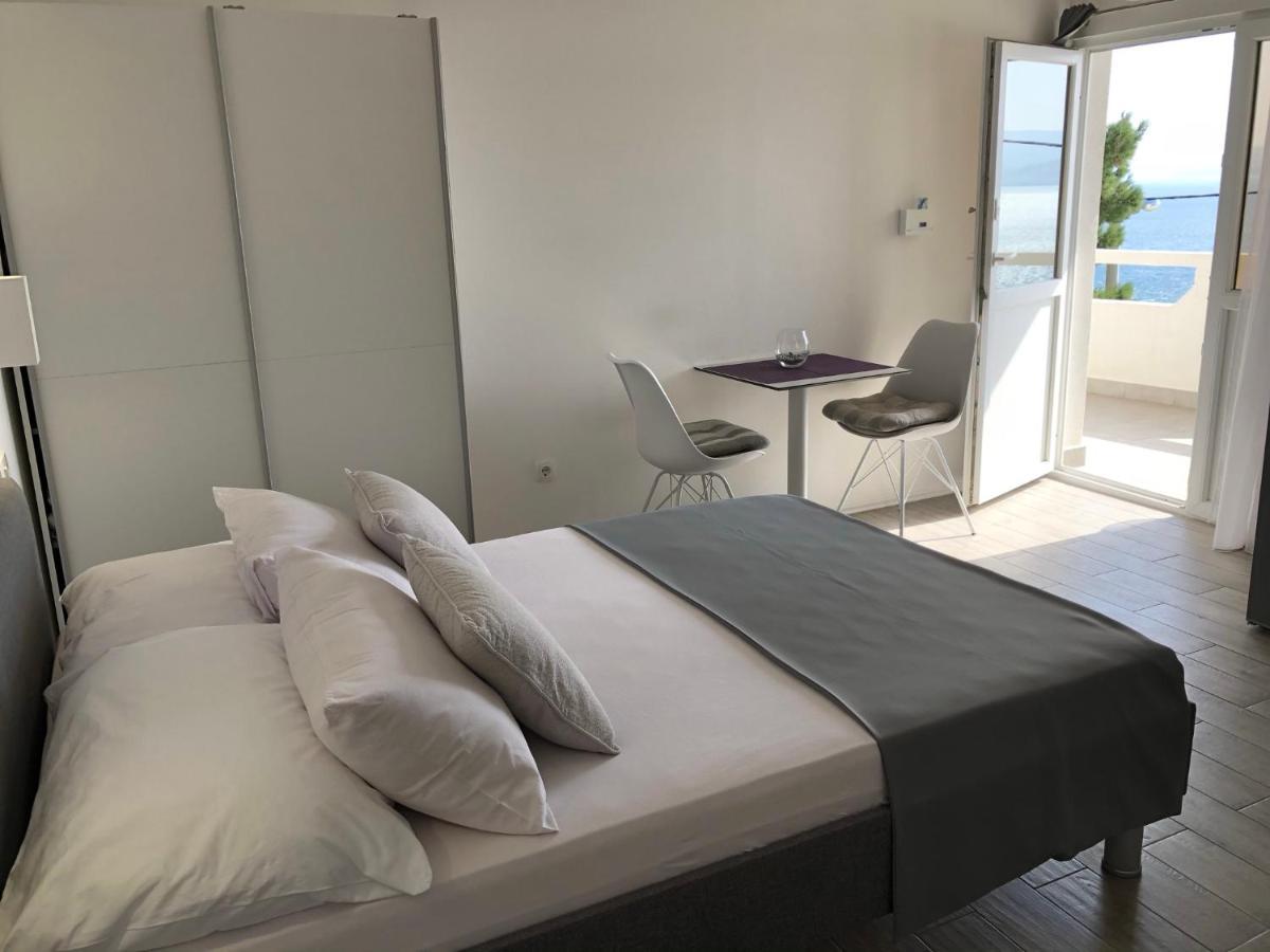 Apartmani Milka I Jozo オミシュ エクステリア 写真