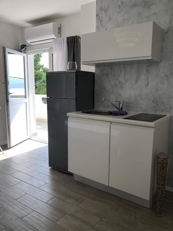 Apartmani Milka I Jozo オミシュ エクステリア 写真