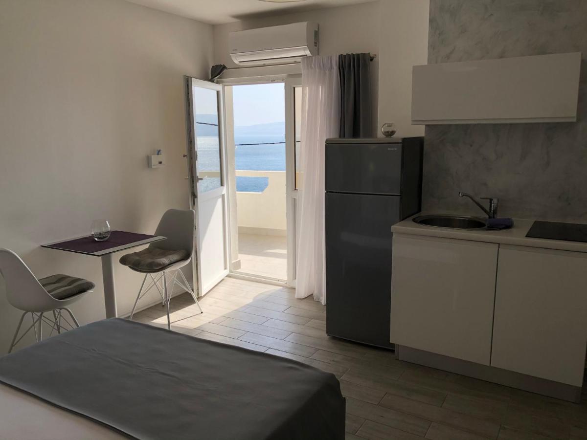 Apartmani Milka I Jozo オミシュ エクステリア 写真